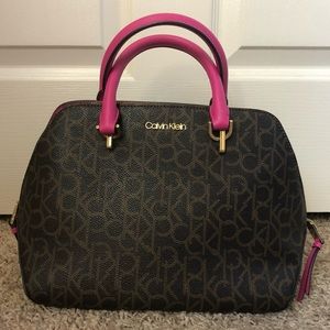 Calvin Klein Shoulder Bag